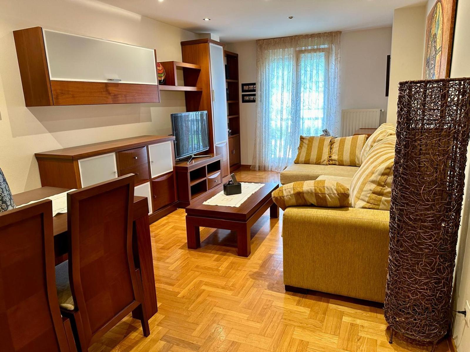 Mirandoalsueve Apartman Colunga Kültér fotó